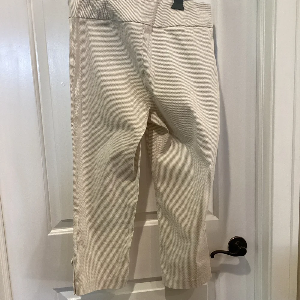 Peck & Peck Cream Capris for Women - Picture 6 of 9